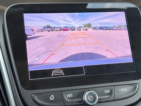 Used 2024 Chevrolet Malibu LT FWD image 18