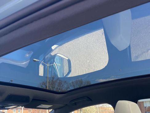 Certified 2025 Volkswagen ID.4 Pro S image 20