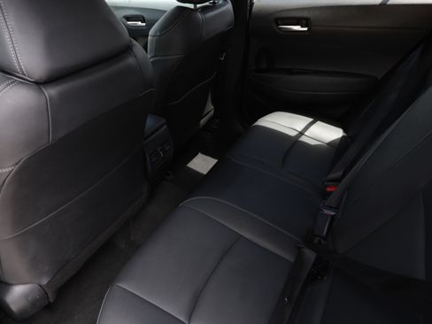 Used 2023 Toyota Corolla Cross XLE AWD/4WD image 26