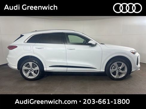 New 2025 Audi Q5 Premium Plus AWD/4WD image 3