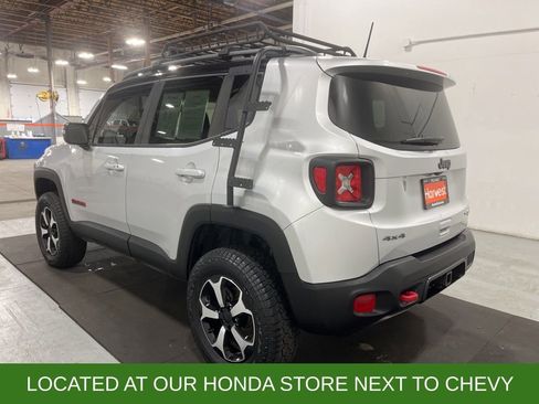 Used 2019 Jeep Renegade Trailhawk w/ UConnect 8.4 Nav Group image 5