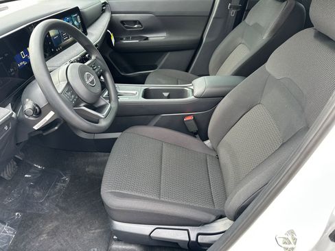 New 2026 Nissan Kicks S image 9