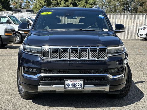 Used 2024 Jeep Grand Wagoneer L 4WD image 2
