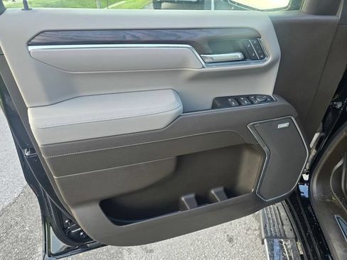 New 2026 GMC Sierra 1500 SLT AWD/4WD image 19