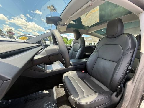 Used 2024 Tesla Model 3 Long Range AWD/4WD image 18