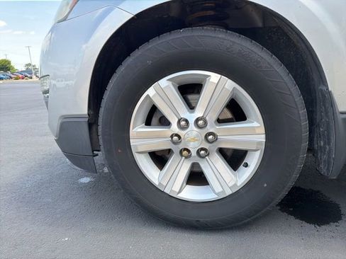 Used 2014 Chevrolet Traverse LT w/ LPO, 'HIT The Road' Package AWD/4WD image 10