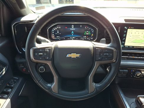 Used 2023 Chevrolet Silverado 1500 High Country w/ Technology Package AWD/4WD image 22