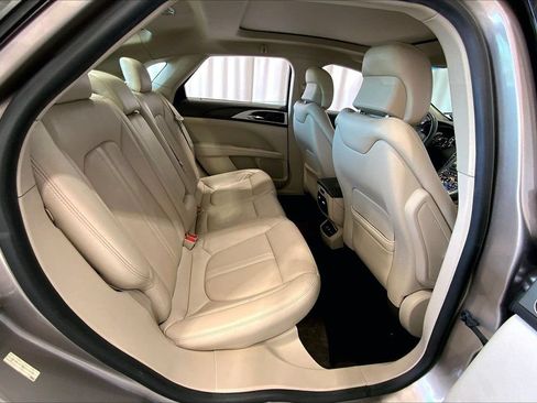 Used 2018 Lincoln MKZ Reserve w/ Technology Package FWD image 25