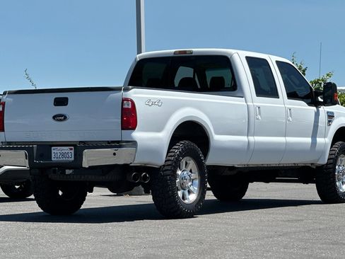 Used 2010 Ford F350 4x4 Crew Cab Super Duty image 4