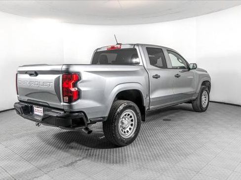 Used 2023 Chevrolet Colorado W/T image 8