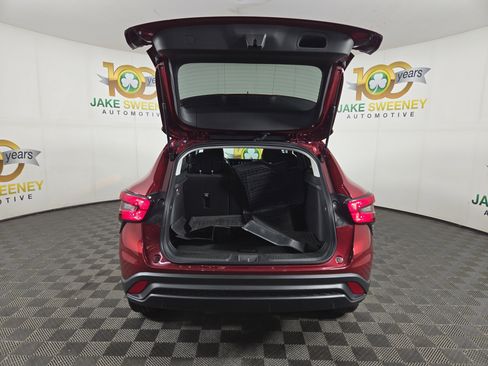 Certified 2024 Chevrolet Trax LS FWD image 30