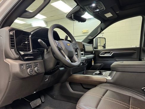 New 2025 Chevrolet Silverado 3500 High Country w/ Technology Package image 14