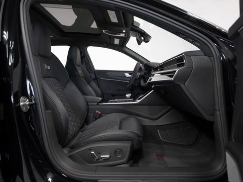 Used 2025 Audi RS 6 performance image 56