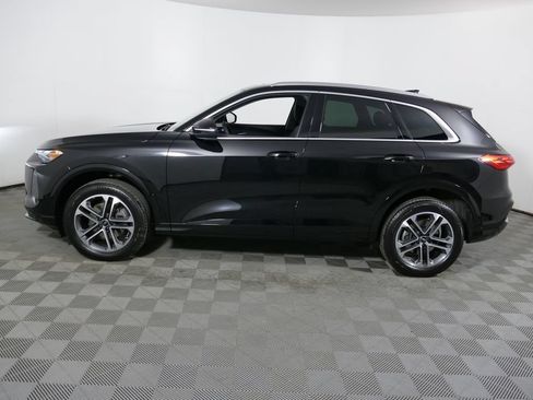 Certified 2025 Audi Q5 Premium w/ Convenience Package AWD/4WD image 4