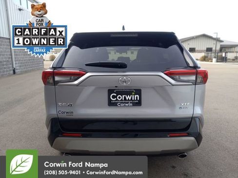 Used 2025 Toyota RAV4 XSE w/ Advanced Technology Package image 4