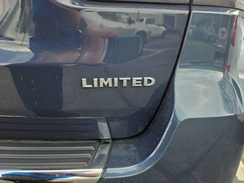 Used 2019 Jeep Grand Cherokee Limited AWD/4WD image 6