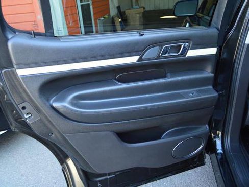 Used 2012 Lincoln MKT AWD image 61