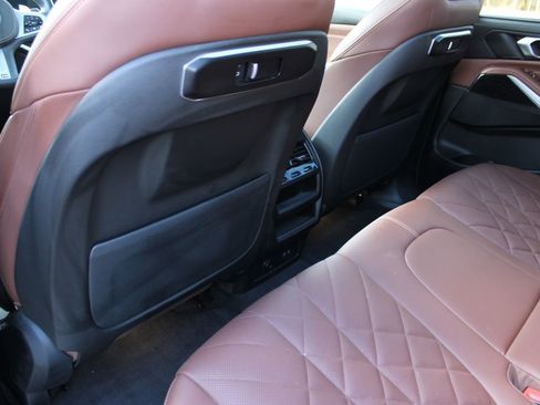 Used 2024 BMW X5 xDrive40i w/ M Sport Package image 45