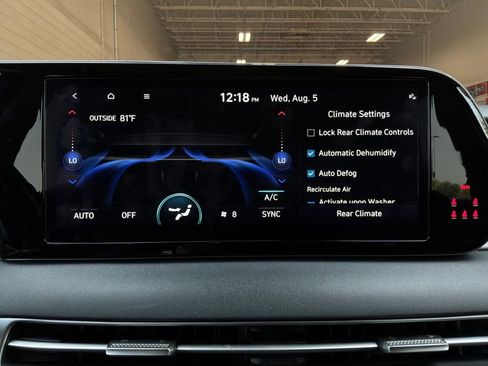 Used 2025 Hyundai Palisade SEL FWD image 33