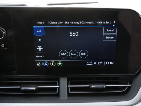 New 2026 Chevrolet Trax RS w/ Sunroof Package image 7