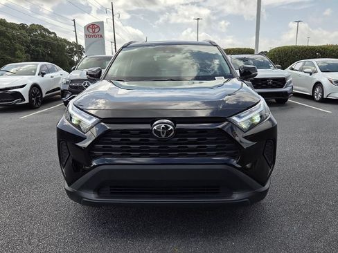 Used 2024 Toyota RAV4 XLE w/ Convenience Package FWD image 2