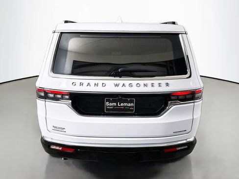 Used 2023 Jeep Grand Wagoneer Series III image 6