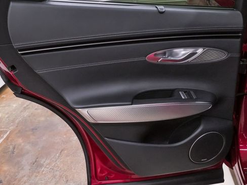Certified 2024 Genesis GV70 2.5T w/ Sport Prestige Package AWD/4WD image 27