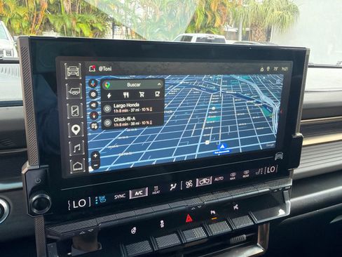 Used 2024 GMC Hummer EV 3X AWD/4WD image 14
