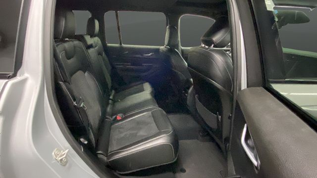 Used 2023 Jeep Grand Cherokee Altitude AWD/4WD image 26