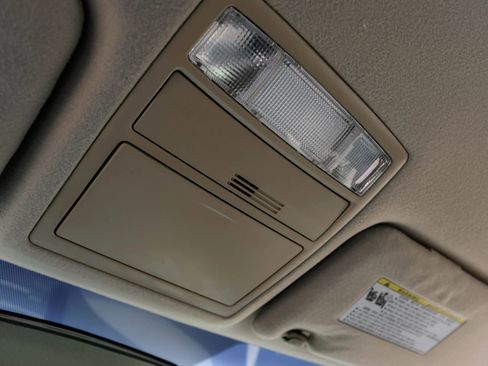 Used 2011 Toyota Camry FWD image 24