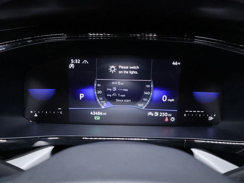 Used 2024 Volkswagen Taos S image 18