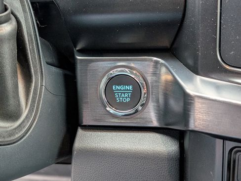 New 2026 Ford F250 Lariat w/ Black Appearance Package image 20