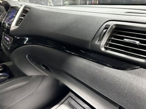 Used 2017 Honda Pilot Touring image 53