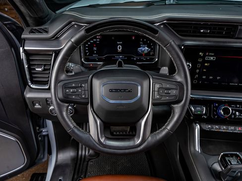 Used 2025 GMC Sierra 1500 Denali Ultimate image 19