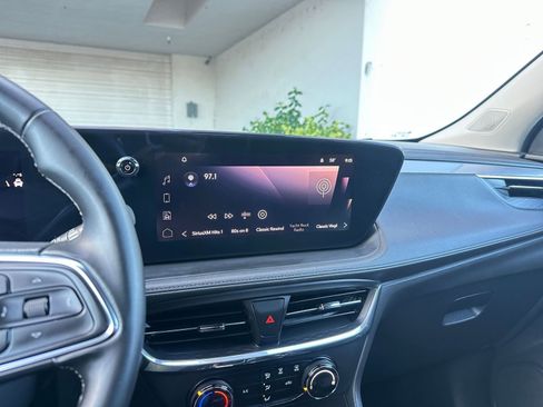 Used 2025 Buick Encore GX Preferred image 21