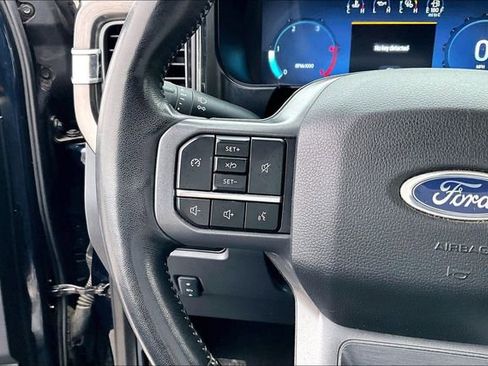 Used 2023 Ford F250 Lariat w/ Sport Appearance Package AWD/4WD image 19