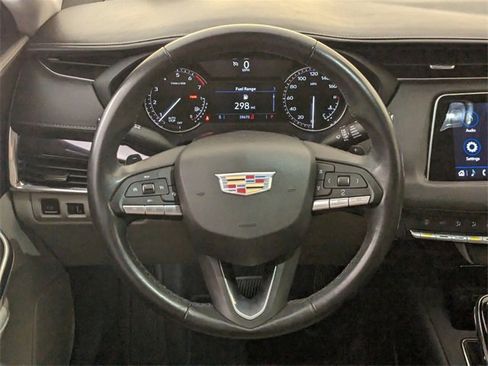 Used 2023 Cadillac XT4 Luxury image 8