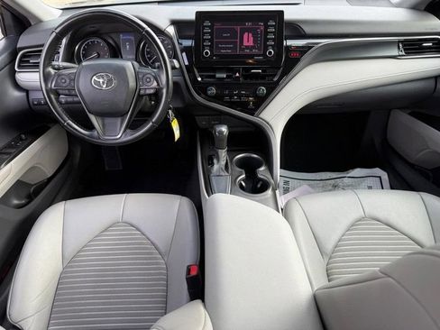 Used 2021 Toyota Camry SE FWD image 13