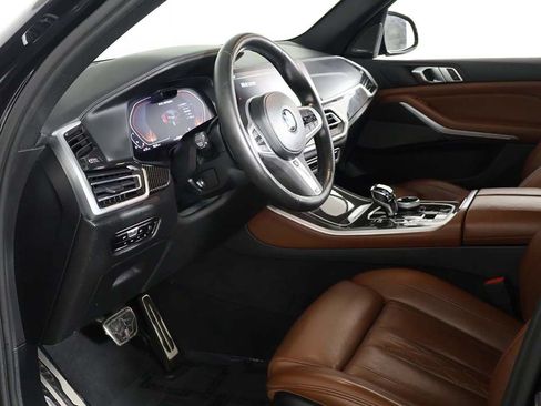 Used 2022 BMW X5 M50i w/ Executive Package AWD/4WD image 28