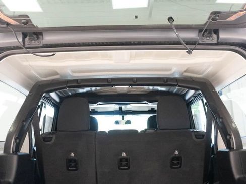 Used 2020 Jeep Wrangler Unlimited Sport AWD/4WD image 13