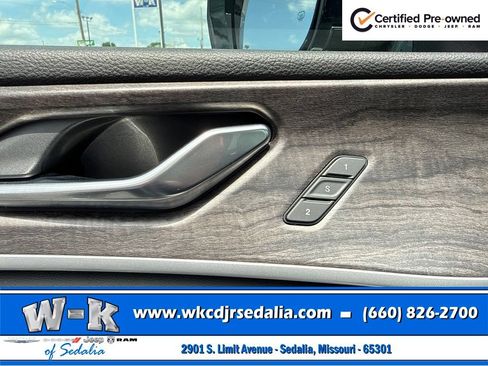 Used 2024 Jeep Grand Cherokee Limited 4xe AWD/4WD image 18