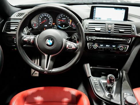 Used 2020 BMW M4 Coupe w/ Competition Package image 12