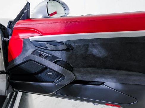 Certified 2016 Porsche Boxster Spyder image 26