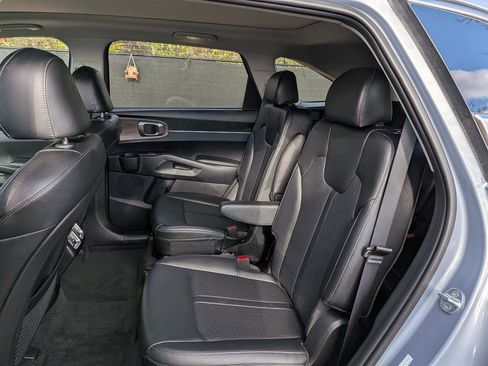 Used 2022 Kia Sorento X-Line EX image 23