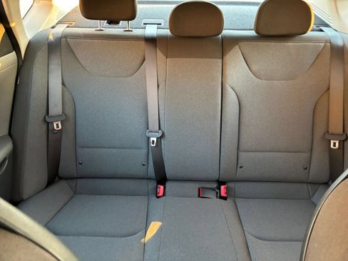 Used 2025 Kia K4 FWD image 37