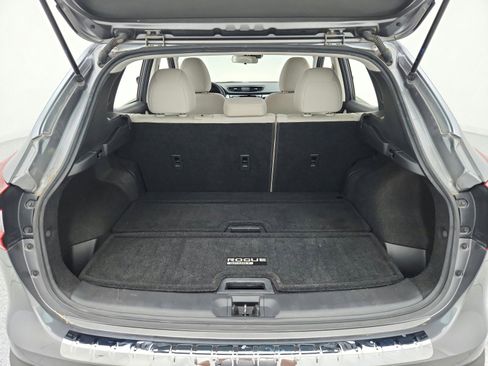 Used 2020 Nissan Rogue Sport SV image 30