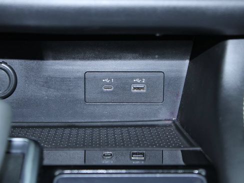 Used 2024 Nissan Pathfinder SV FWD image 23