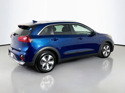 Certified 2020 Kia Niro LX image 16