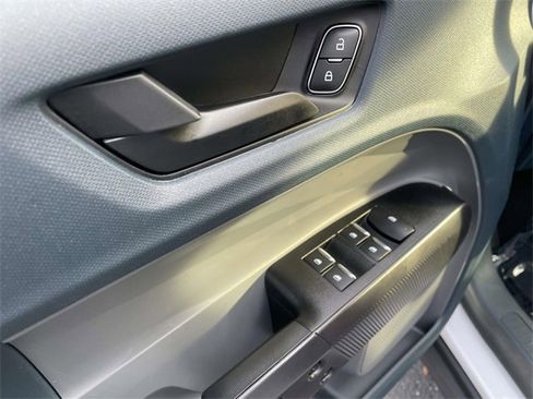 Used 2025 Ford Maverick XL w/ Equipment Group 102A image 12