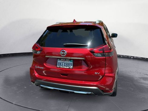 Used 2019 Nissan Rogue SV w/ Premium Package FWD image 6